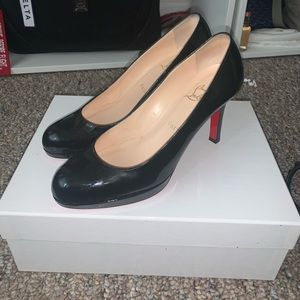 SOLD - Christian Louboutin Patent Simple 38